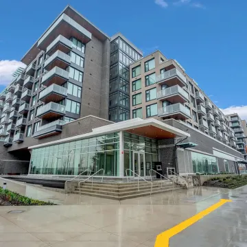 Drift in Hamilton - 1 Bedroom Apartment For Rent in North Vancouver 429 - 755 Harbourside Drive, North Vancouver, BC, V7P 0G1