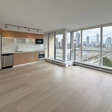 City Point Tower in Whalley - 1 Bedroom Apartment For Rent in Surrey 1304 - 10777 University Drive, Surrey, BC, V3T 0E6