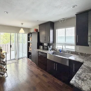 East Central - 3 Bedroom House (Upper Level) For Rent in Maple Ridge 22471 Streng Avenue, Maple Ridge, BC, V2X 0B2