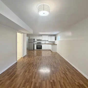 Westwood Plateau - 2 Bedroom Basement For Rent in Coquitlam 1591B Alpine Lane, Coquitlam, BC, V3E 3A6