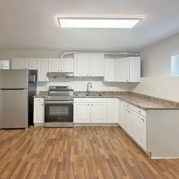 Westwood Plateau - 2 Bedroom Basement For Rent in Coquitlam 1591B Alpine Lane, Coquitlam, BC, V3E 3A6