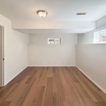 Westwood Plateau - 2 Bedroom Basement For Rent in Coquitlam 1591B Alpine Lane, Coquitlam, BC, V3E 3A6