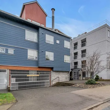 Pilot House At Tugboat Landing in Victoria Fraserview - 1 Bedroom Apartment For Rent in Vancouver 205 - 1880 East Kent Avenue South, Vancouver, BC, V5P 2S7