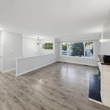 Bolivar Heights - 3 Bedroom House (Upper Level) For Rent in Surrey 11327 - 138th Street, Surrey, BC, V3R 3C9