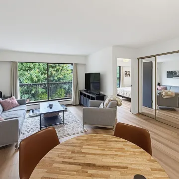 Casa Del Ray in Uptown - 1 Bedroom Apartment For Rent in New Westminster 201 - 721 Hamilton Street, New Westminster, BC, V3M 2M7