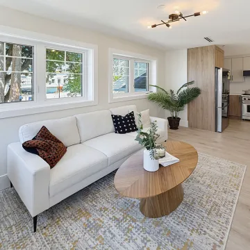 Marpole - 4 Bedroom Duplex For Rent in Vancouver 970 Park Drive, Vancouver, BC, V6P 2J4