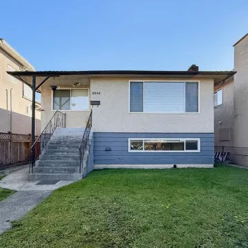 Renfrew Heights - 2 Bedroom Basement For Rent in Vancouver 2862B East 18th Avenue, Vancouver, BC, V5M 2R2