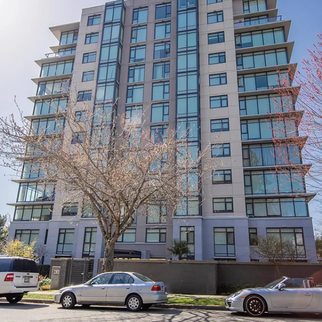 Building - 5955 Balsam in Vancouver, BC at 5955 Balsam Street