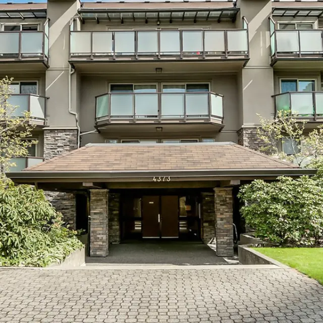Building - Brent Gardens in Burnaby, BC at 4373 Halifax Street
