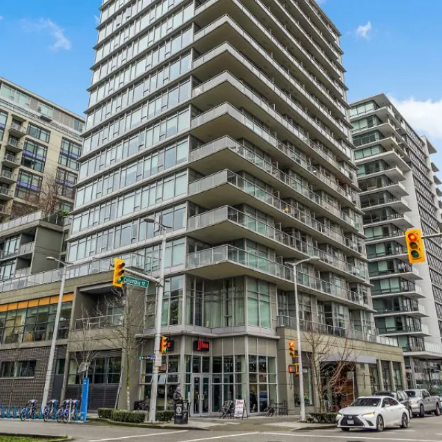 Building - Wall Centre False Creek in Vancouver, BC at 1708 Columbia Street