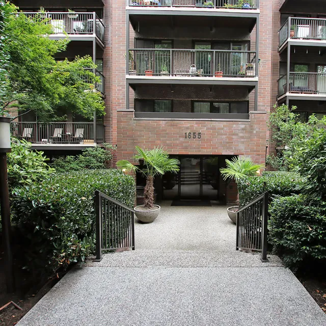 Building - Hempstead Manor in Vancouver, BC at 1655 Nelson Street Building - Hempstead Manor in Vancouver, BC at 1655 Nelson Street