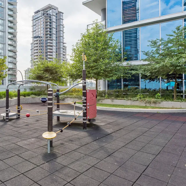 Building - Motif at Citi in Burnaby, BC at 4400 Buchanan Street