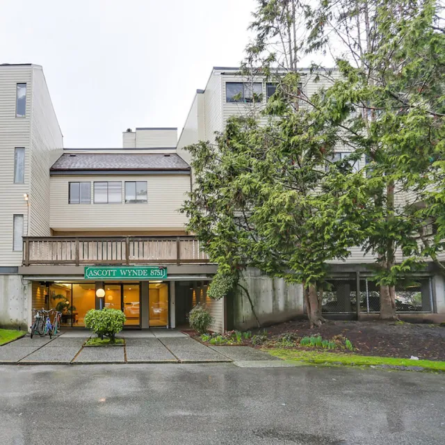 Building - Ascott Wynde in Richmond, BC at 8751 Citation Drive