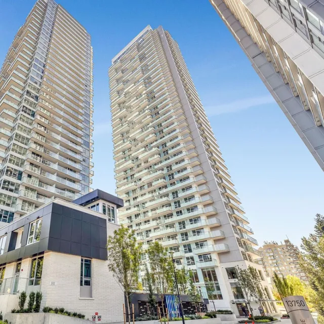 Building - Park George 2 in Surrey, BC at 13778 100 Avenue