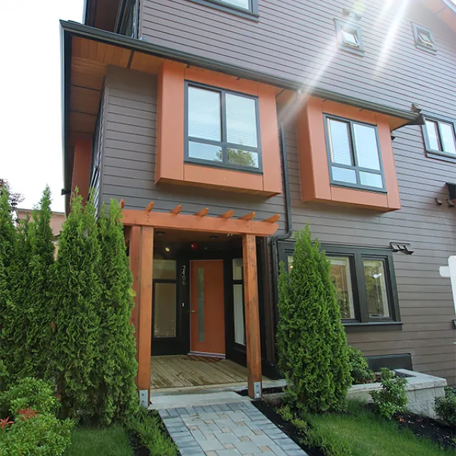 Nanaimo Heights in Renfrew Collingwood - 1 Bedroom Townhouse For Rent in Vancouver 2406 East 28th Avenue, Vancouver, BC