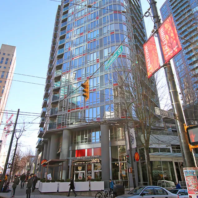TV Towers in Downtown - 1 Bedroom Apartment For Rent in Vancouver 2002 - 788 Hamilton Street, Vancouver, BC