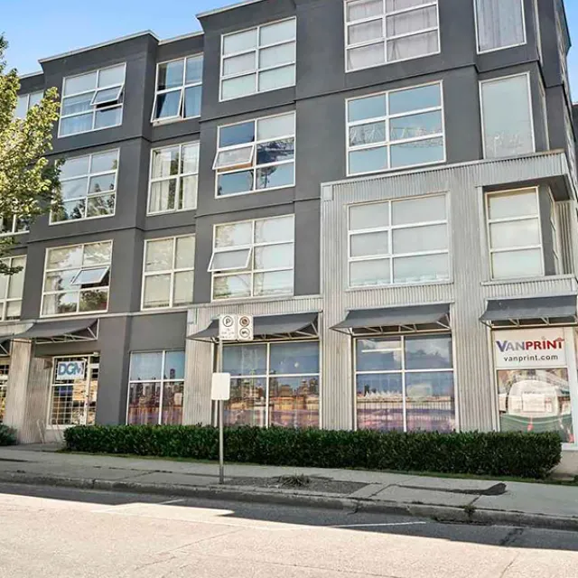 Broadway Crest in Mount Pleasant East - Furnished 1 Bedroom Apartment For Rent in Vancouver 322 - 418 East Broadway, Vancouver, BC