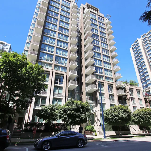Donovan in Yaletown - 1 Bedroom Apartment For Rent in Vancouver 311 - 1055 Richards Street, Vancouver, BC