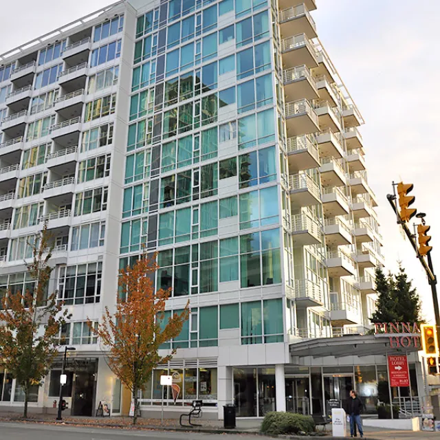 Pinnacle Residences at The Pier in Lower Lonsdale - 1 Bedroom Apartment For Rent in North Vancouver 603 - 133 East Esplanade, North Vancouver, BC