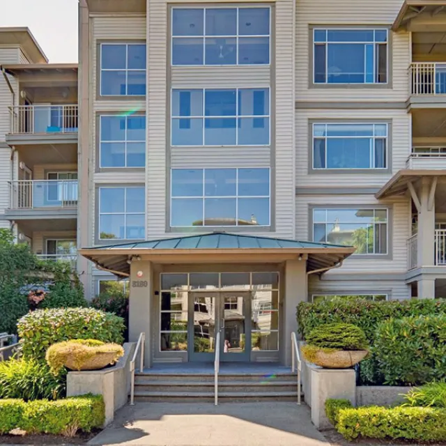 Laguna in Brighouse - 1 Bedroom Apartment For Rent in Richmond 315 - 8220 Jones Road, Richmond, BC