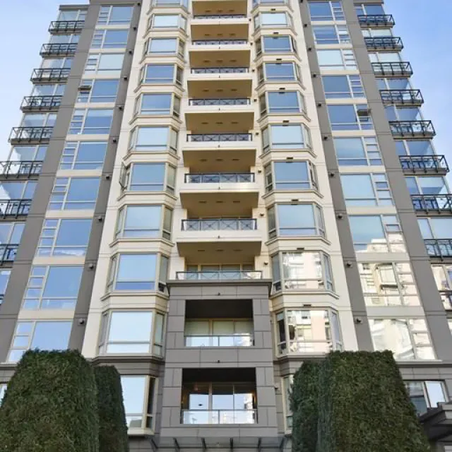The Compton in Fairview - 2 Bedroom Apartment For Rent in Vancouver 602 - 1316 West 11th Avenue, Vancouver, BC