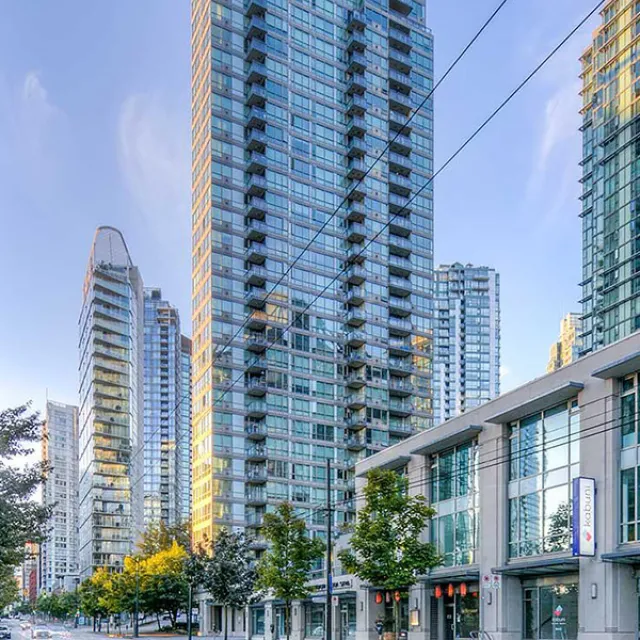 Classico in Coal Harbour - 2 Bedroom Apartment For Rent in Vancouver 2502 - 1328 West Pender Street, Vancouver, BC
