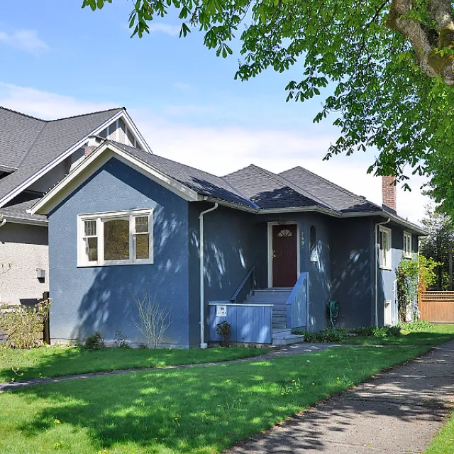 Kitsilano - 3 Bedroom House For Rent in Vancouver 2990 Waterloo Street, Vancouver, BC