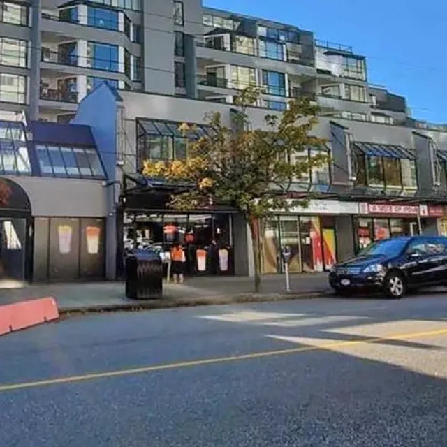 Robson Gardens in The West End - 1 Bedroom Apartment For Rent in Vancouver 705 - 1270 Robson Street, Vancouver, BC