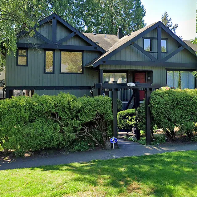 Kerrisdale - 4 Bedroom House For Rent in Vancouver at 2646 West 42nd Avenue, Vancouver, BC, V6N 3G5