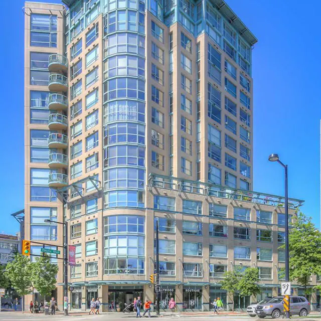 Pacific Plaza in Yaletown - 2 Bedroom Apartment For Rent in Vancouver 1403 - 283 Davie Street, Vancouver, BC