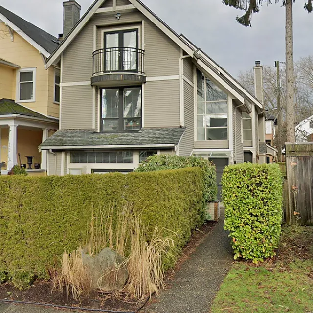 Kitsilano - 3 Bedroom Duplex For Rent in Vancouver 2025 Whyte Avenue, Vancouver, BC