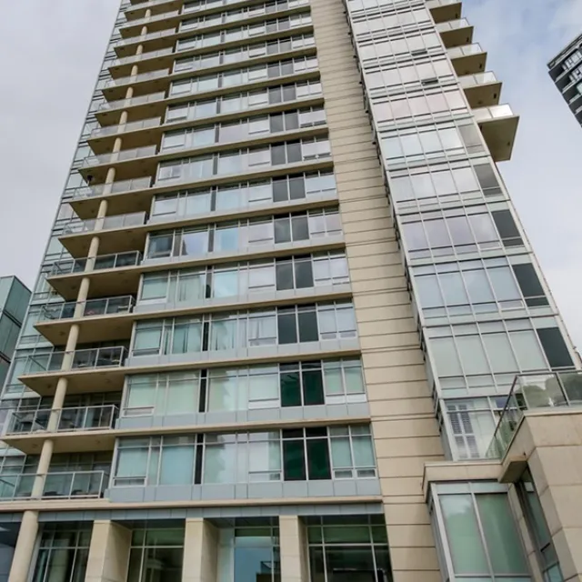 Kings Landing in Yaletown - 2 Bedroom Apartment For Rent in Vancouver 2703 - 428 Beach Crescent, Vancouver, BC