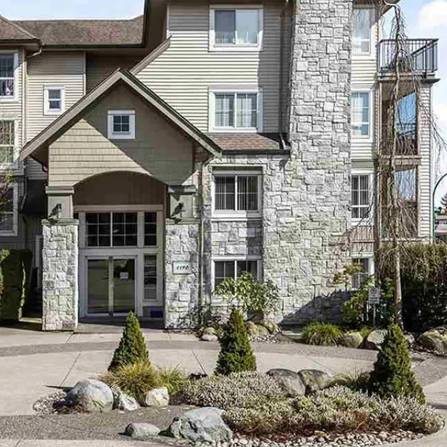 Highgate in Lynn Valley - Unfurnished, 2 Bed 1 Bath Apartment For Rent at 202 - 1150 East 29th, North Vancouver Highgate in Lynn Valley - Unfurnished, 2 Bed 1 Bath Apartment For Rent at 202 - 1150 East 29th, North Vancouver
