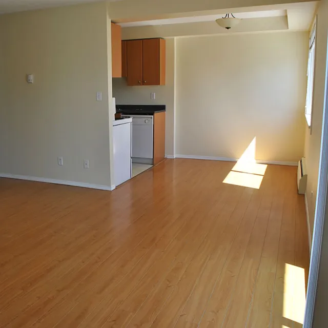 3962 Pender in Burnaby Heights - 1 Bedroom Apartment For Rent in Burnaby 103 - 3962 Pender Street, Burnaby, BC