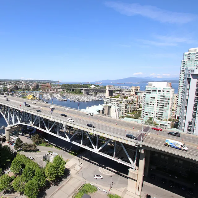 Icon in Yaletown - 3 Bedroom Apartment For Rent in Vancouver 2103 - 638 Beach Crescent, Vancouver, BC, V6Z 3H4