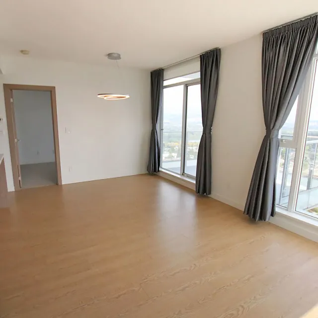 MET2 in Metrotown - 2 Bedroom Apartment For Rent in Burnaby 3201 - 6538 Nelson Avenue, Burnaby, BC