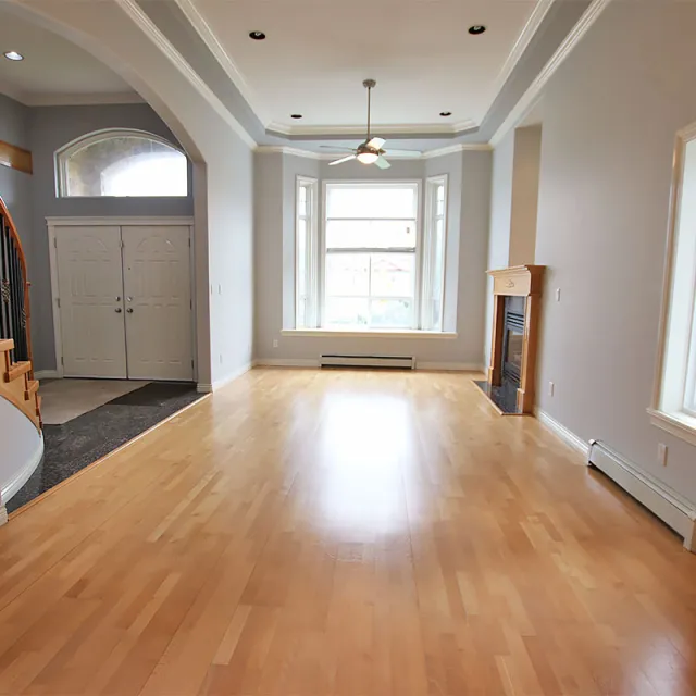 Whalley - 5 Bedroom House (Upper Level) For Rent in Surrey 10304 A 128th Street, Surrey, BC