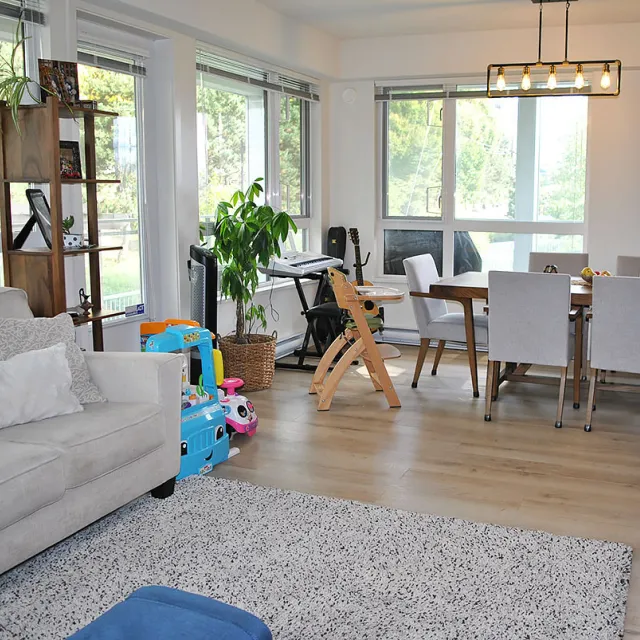 Madison &amp; Dawson in Brentwood - 3 Bedroom Apartment For Rent in Burnaby 213 - 2188 Madison Avenue, Burnaby, BC