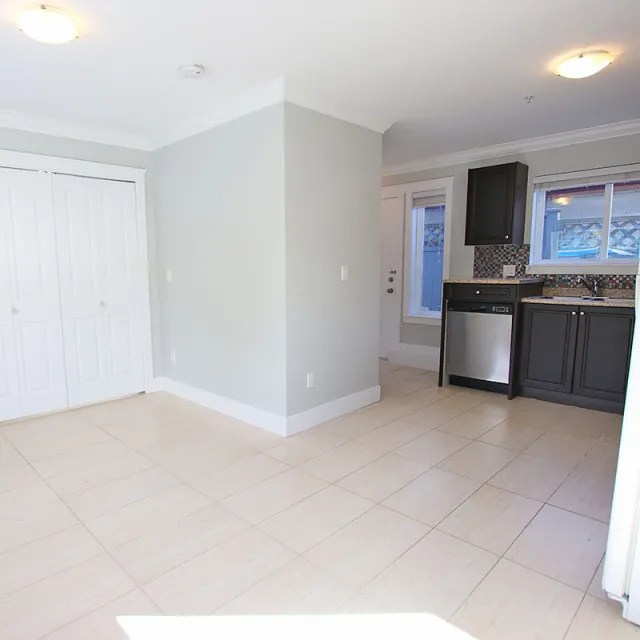 Renfrew Collingwood - 2 Bedroom Laneway House For Rent in Vancouver 2949A East 4th Avenue, Vancouver, BC