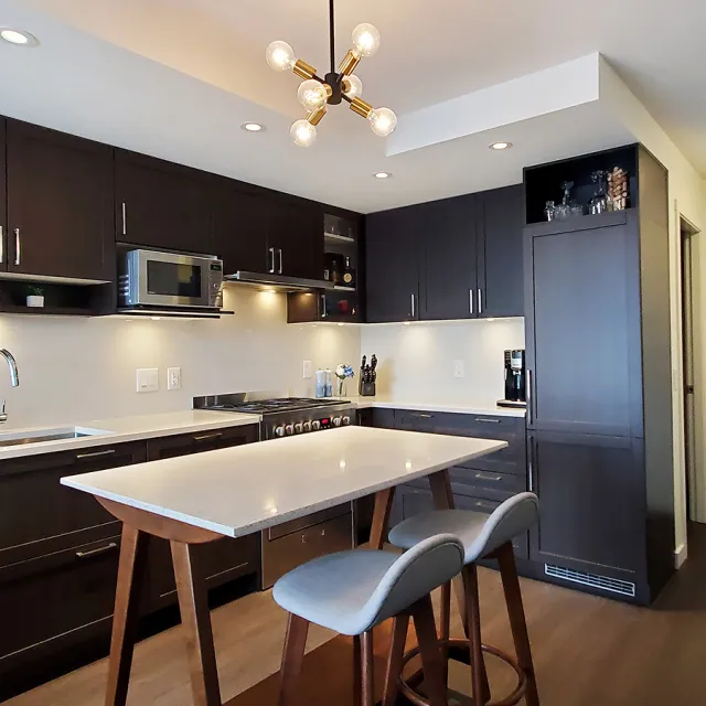 Wall Centre Central Park Tower 3 in Renfrew Collingwood - 1 Bedroom Apartment For Rent in Vancouver 916 - 5470 Orimdale Street, Vancouver, BC