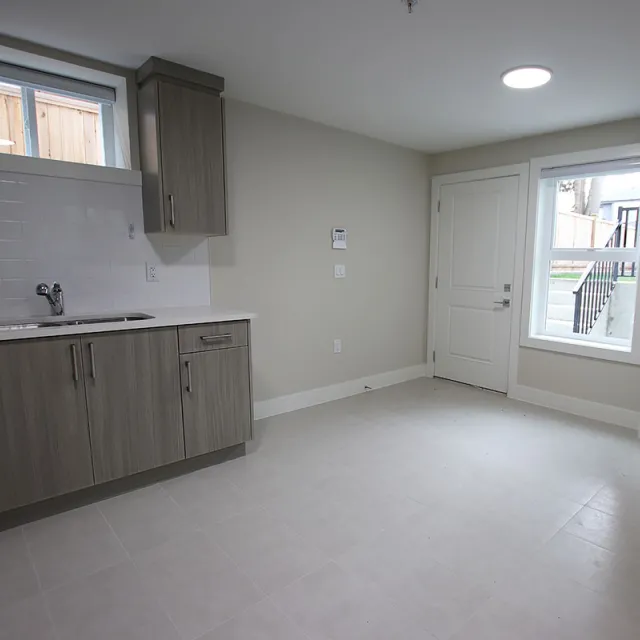 Renfrew Collingwood - 2 Bedroom Basement For Rent in Vancouver 3 - 2786 East 46th Avenue, Vancouver, BC