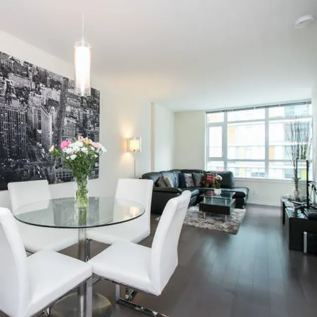 Pinnacle Living False Creek in Olympic Village - 1 Bedroom Apartment For Rent in Vancouver 805 - 89 West 2nd Avenue, Vancouver, BC