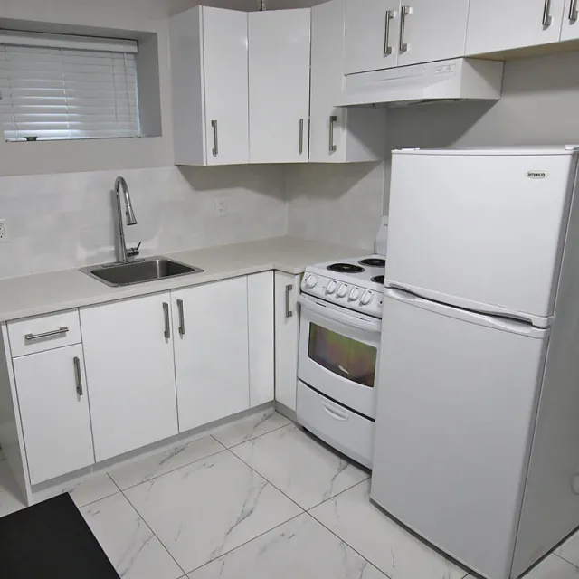 Hastings Sunrise - 1 Bedroom Basement For Rent in Vancouver 718B Renfrew Street, Vancouver, BC, V5K 4B4