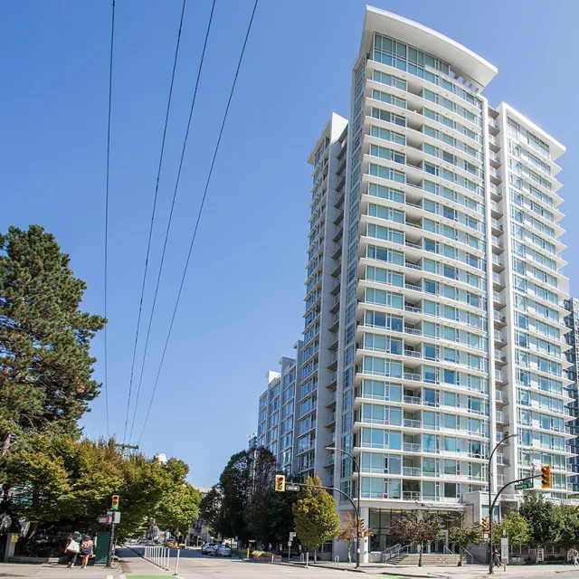 Cosmo in Downtown - 1 Bedroom Apartment For Rent in Vancouver 2507 - 161 West Georgia Street, Vancouver, BC