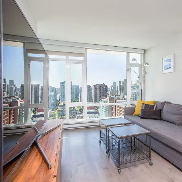 Cosmo in Downtown - 1 Bedroom Apartment For Rent in Vancouver 2507 - 161 West Georgia Street, Vancouver, BC