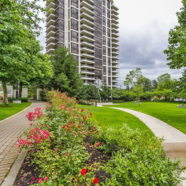 Mosaic in Brentwood - 3 Bedroom Apartment For Rent in Burnaby 2603 - 2138 Madison Avenue, Burnaby, BC