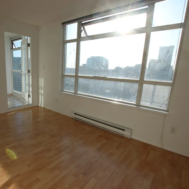 Conference Plaza in Downtown - 1 Bedroom Apartment For Rent in Vancouver 2701 - 438 Seymour Street, Vancouver, BC