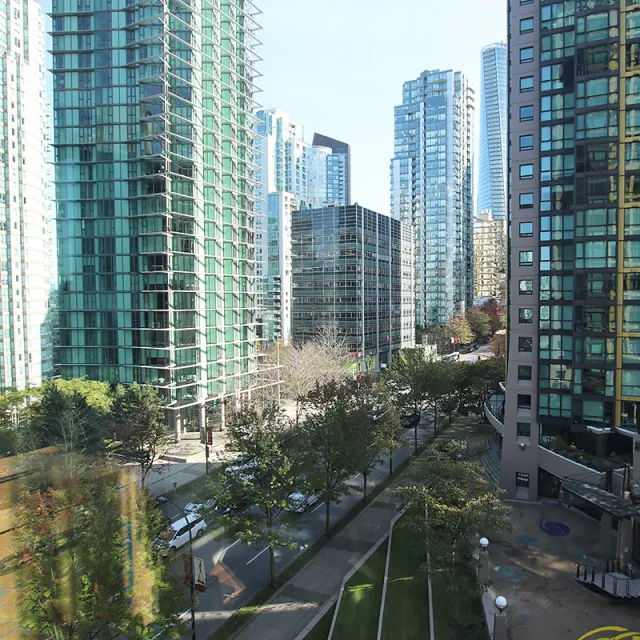 Lions in Downtown - 1 Bedroom Apartment For Rent in Vancouver 607 - 1367 Alberni Street, Vancouver, BC