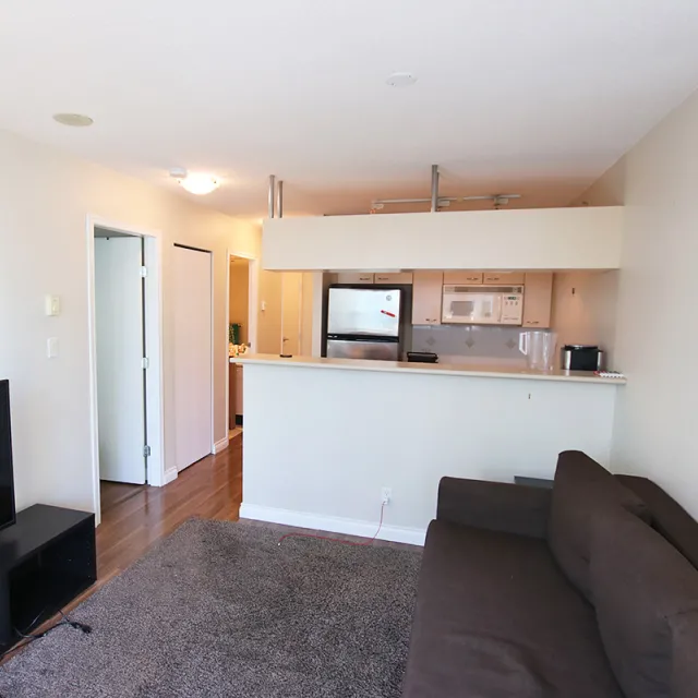 Lions in Downtown - 1 Bedroom Apartment For Rent in Vancouver 607 - 1367 Alberni Street, Vancouver, BC