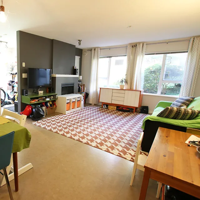 Collage in Brentwood - 2 Bedroom Apartment For Rent in Burnaby 112 - 4723 Dawson Street, Burnaby, BC